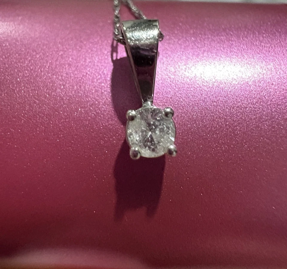 Collar solitario de diamantes de oro blanco de 1/4 quilate Zales Foto 1 de 4