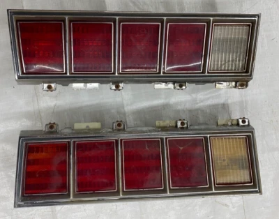 1978 雪佛兰蒙特卡罗尾灯刹车灯铬合金外壳备用转向信号 — 第 1/4 张图片