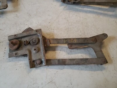 1938-1939 Plymouth Deluxe Window Regulator, Sedan Passenger Front Door P-24 - Image 1 of 4