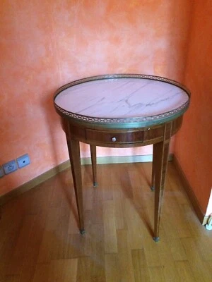 Elégante table bouillotte XIXe de style Louis XVI en marqueterie de bois - Photo 1/4