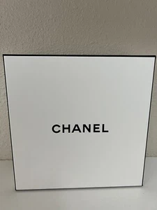 EMPTY Authentic Chanel Chance Eau Tendre Black & White Perfume Gift Box 8x8x4 - Picture 1 of 9