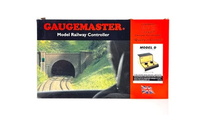 GAUGEMASTER 00 GAUGE - "MODEL D" TWIN 2 TRACK DC CASED CONTROLLER - BOXED - Image 1 of 2