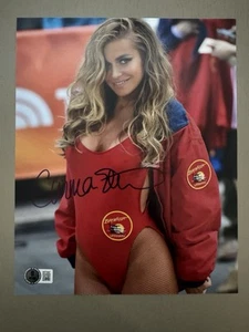 Carmen Electra Baywatch Signed 8 x 10 Bikini Photo Autograph Beckett Authentic - Picture 1 of 4