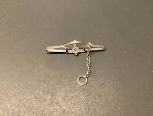 Vintage VICTOR Miniature Salesman Sample Long Trap Tie Clip Hunting Trapping - Picture 1 of 4