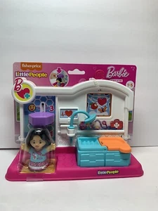 Fisher Price Little People Barbie Hospital Enfermera/Doctor Set, NUEVO, ENVÍO RÁPIDO - Imagen 1 de 4