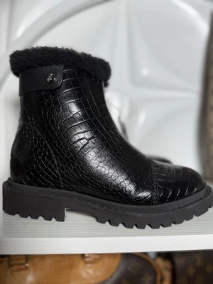 BOTÍN JIMMY CHOO ESPALDA CUERO NUEVO EUROPEO TALLA 36.5 Foto 1 de 4