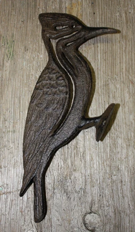 Cast Iron WOODPECKER Garden Hanger Statue Rustic Farmhouse Barn Yard Home Decor Cover