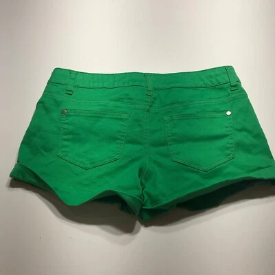Celebrity Pink Shorts Juniors Size 11 Green Roll Cuff 3 Inch Zip Fly Pockets - Image 1 of 4