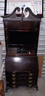 Librería de caoba con pies de bola y garra de Rockford juntas de cola de milano Foto 1 de 4