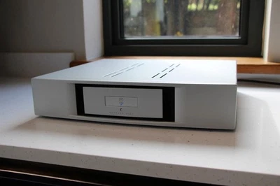 Linn Akurate 3200 Power Amplifier, MINT condition from Krescendo HiFi - Image 1 of 4