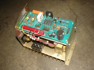 POWERTEC R060A41000 BUSS LOADER ASSEMBLY 460VAC ****XLNT**** - Image 1 of 2