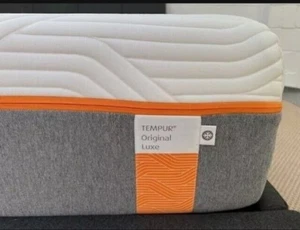 TEMPUR® DOUBLE 135 x 190cm Memory Foam Mattress 30cm THICK ORIGINAL LUX £1550 - Picture 1 of 4