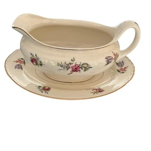 Homer Laughlin Household Institute Vintage "Priscilla" Gravy Boat w/Saucer - Picture 1 of 12