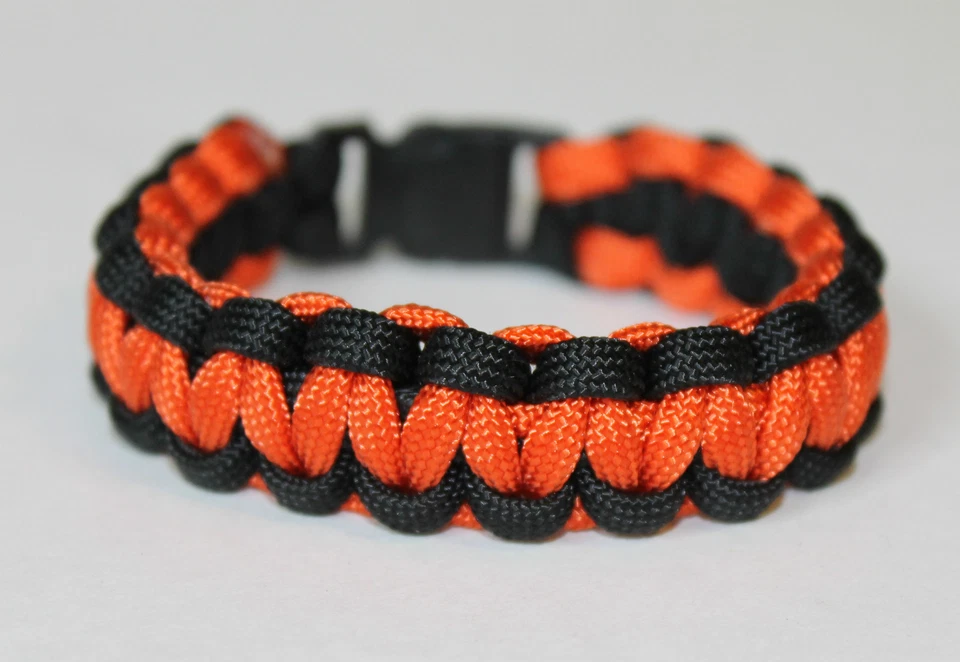 Pulsera de béisbol Paracord colores del equipo inspirada en MLB LIGA NACIONAL ESTE Foto 1 de 1