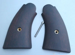 WW II S&W VICTORY MODEL WOOD GRIPS REVOLVER REPRODUCT PRE WAR NICE GIFT - Picture 1 of 24