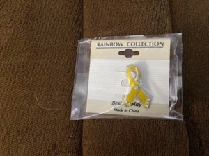 RAINBOW COLLECTION YELLOW RIBBON PIN WITH DIAMOND LIKE STONES NEW - Picture 1 of 2
