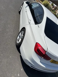 BMW 330E - Picture 1 of 5