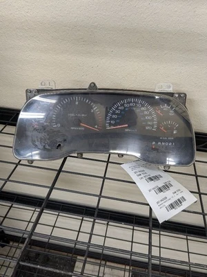 Grupo de velocímetro con tacómetro MPH para camioneta Dodge 2500 99 2165848 Foto 1 de 4