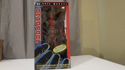 Figura de acción NECA 00 Marvel escala 1/4 Deadpool 18 pulgadas  Foto 1 de 4