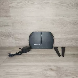 NETGEAR C6220 AC1200 Dual-Band WiFi Cable Modem Router - Picture 1 of 5