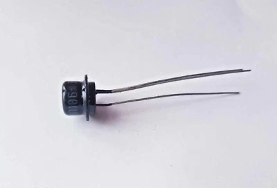 2 x MP10B Matched PAIR Germanium Transistor GE NPN SOVIET Fuzz Face - Image 1 of 2