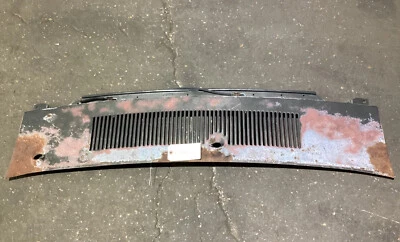 Ford Mustang 1970 OEM capó ventilación parrilla panel Foto 1 de 4