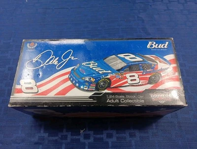 #8 Dale Earnhardt Jr, 2007 Budweiser/Stars & Stripes, M.A. 1/24, 1 of 31,272 - Image 1 of 4
