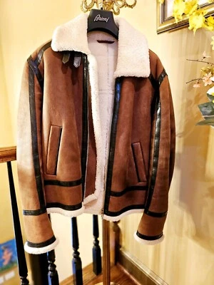 Chaqueta Brioni de piel de cocodrilo y cuero y piel de oveja hecha a mano en Italia $58,000 Foto 1 de 4