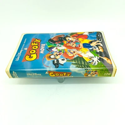 Walt Disney's A GOOFY MOVIE VHS 1981 Clamshell with Original Inserts Clam Shell - Image 1 of 4