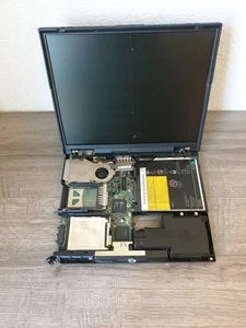 Portátil IBM ThinkPad tipo 2647-AG4 de colección # 209 - Imagen 1 de 24