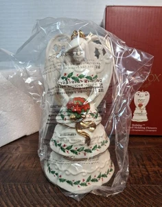 New in Box Lenox Holiday Christmas Angel Bell Holding Flowers Ornament NIB Gift - Picture 1 of 3