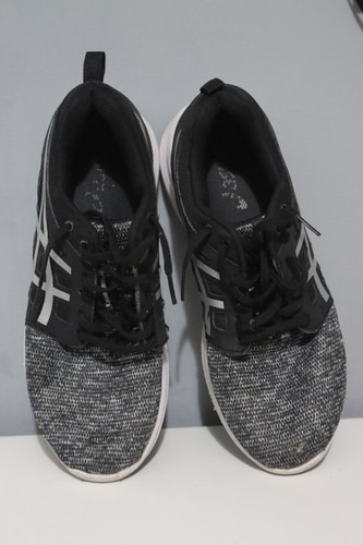 Scarpe da ginnastica Asics grigie e nere (uk 7.5) (us 8.5) * ha un piccolo foro sul treno sinistro
