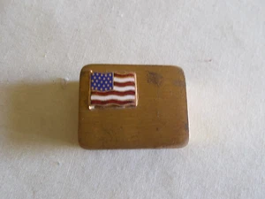 VINTAGE GOLD TONE VOLUPTE PILL BOX WITH ENAMEL AMERICAN FLAG - Picture 1 of 6