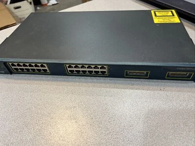 Conmutador Ethernet administrado Cisco Catalyst 2950 24 puertos WS-C2950G-24-El Foto 1 de 4