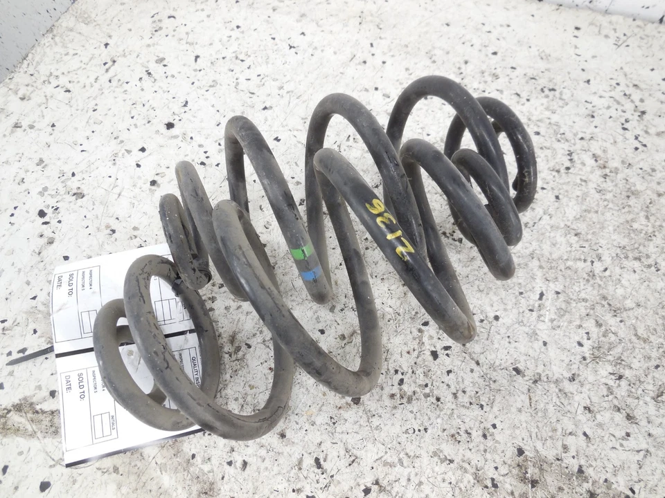 Par de muelles helicoidales traseros Volkswagen Passat 1998-2005 tracción delantera izquierda derecha sin deporte OEM Foto 1 de 1