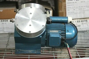 KNF Neuberger N0150.3ANE 115V 8A 1HP Double Diaphragm Dual Piston Vacuum Pump - Picture 1 of 4