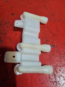 OEM Washer Water Valve Connector ACJ73350401 (322) - Picture 1 of 4