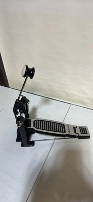 Pedal de batería Alesis usado en excelente estado Foto 1 de 3