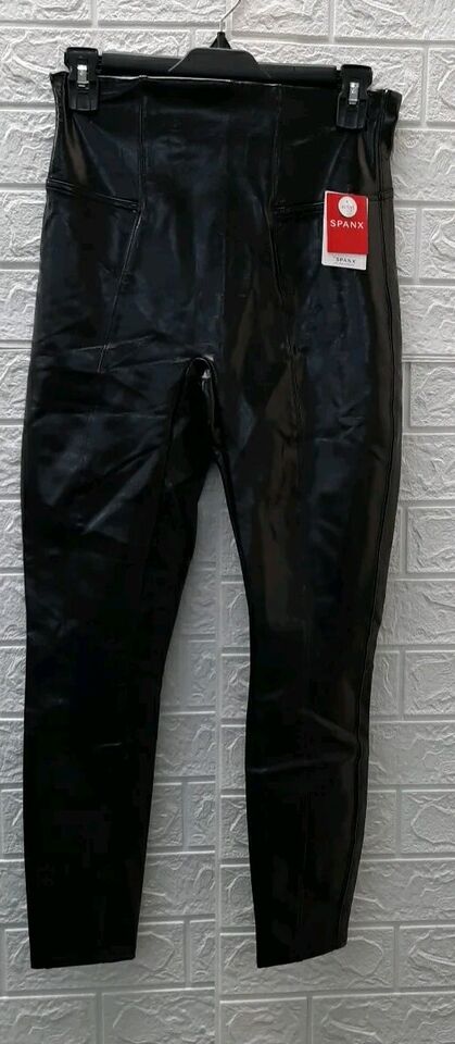 NWT Spanx Black Faux Patent Leather Leggings Size M Petite