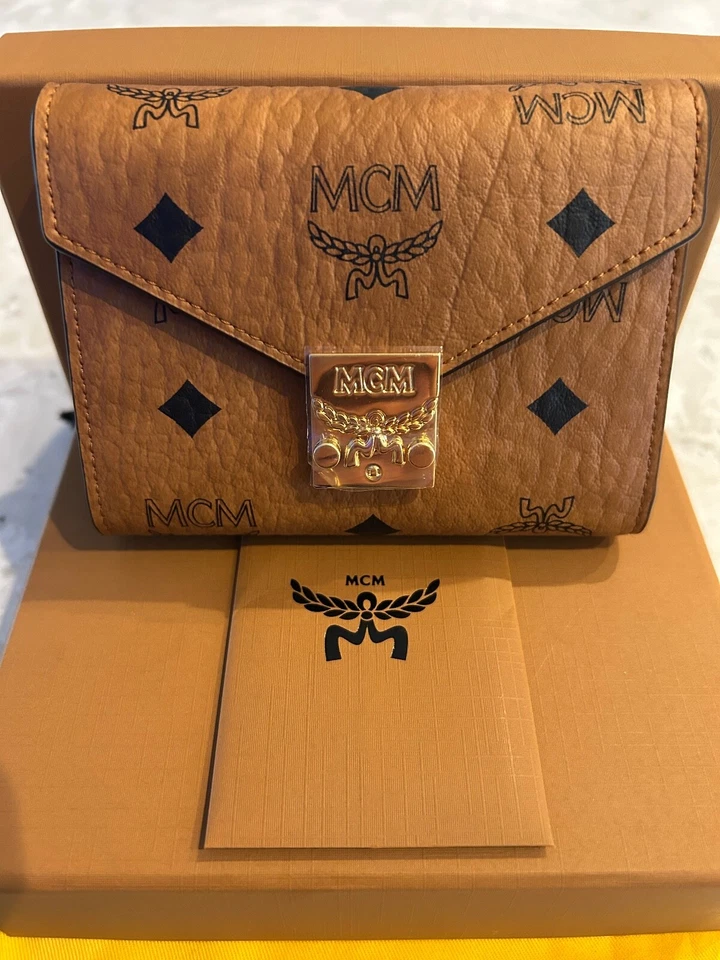 MCM Patricia Visetos Trifold Wallet In Cognac MYSAAPA02CO001