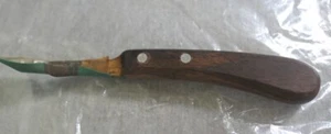 NEW Wooden Handle Stainless Steel Blade Farrier Horse Hoof Trimming Knife Rusty - Picture 1 of 11
