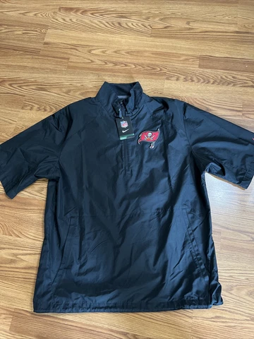 NFL Nike Men’s Size Medium Tampa Buccaneers 1/4 Zip Short Sleeves Back & Arm Hit Cover