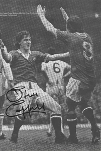 MAN UNITED & ENGLAND: STEVE COPPELL SIGNED 11x7.5 BOOK/ANNUAL PICTURE+COA - Picture 1 of 1