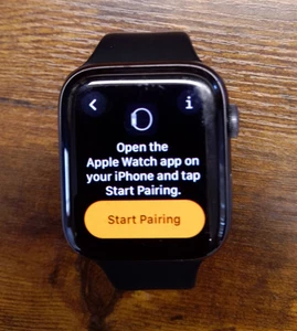 Apple Watch Series 5 Negro 44mm LTE Banda Negra Desbloqueado Listo para Emparejar - Imagen 1 de 5