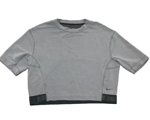 Nike Dry Fit Women’s Size M - Gray Cropped Athletic Shirt - Picture 1 of 4