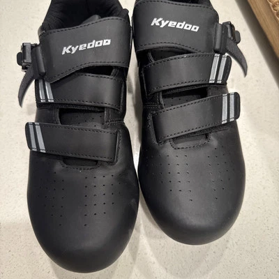 Men’s Cycling Shoes Kyedoo Sz 9.5 (43) Black - Image 1 of 4