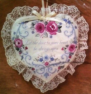 Door to Your Heart Door Hanger or Ornament Kit New Creative Circle - Picture 1 of 3