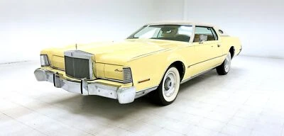 1973 Lincoln Continental Mark IV 2 Door Hardtop - Image 1 of 4