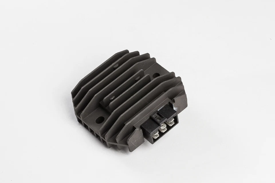 REGULADOR/RECTIFICADOR RICKS 1994-2006 VN750A Vulcan 750 Kawasaki 10-303 Foto 1 de 1