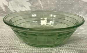 Anchor Hocking Optic Green Small Berry Desert Glass Bowl - Picture 1 of 8